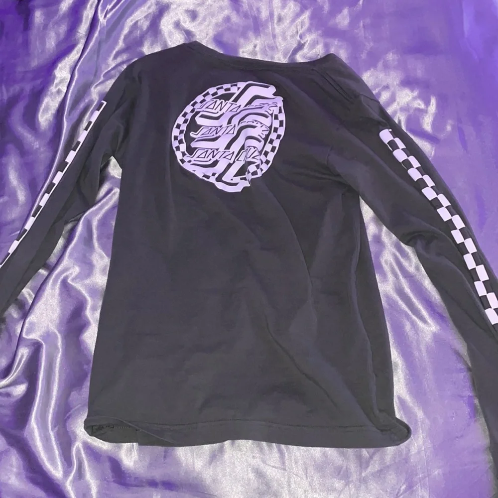 Green Santa Cruz long sleeve - Picture 2 of 2